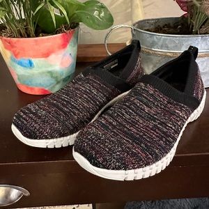 Skechers go walk slip on shoes. Size 6.5